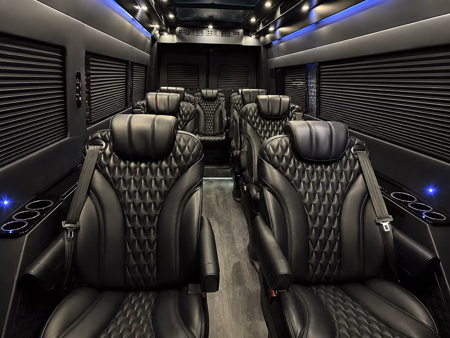 New Orleans Airport Shuttle & Transportation party bus exterior