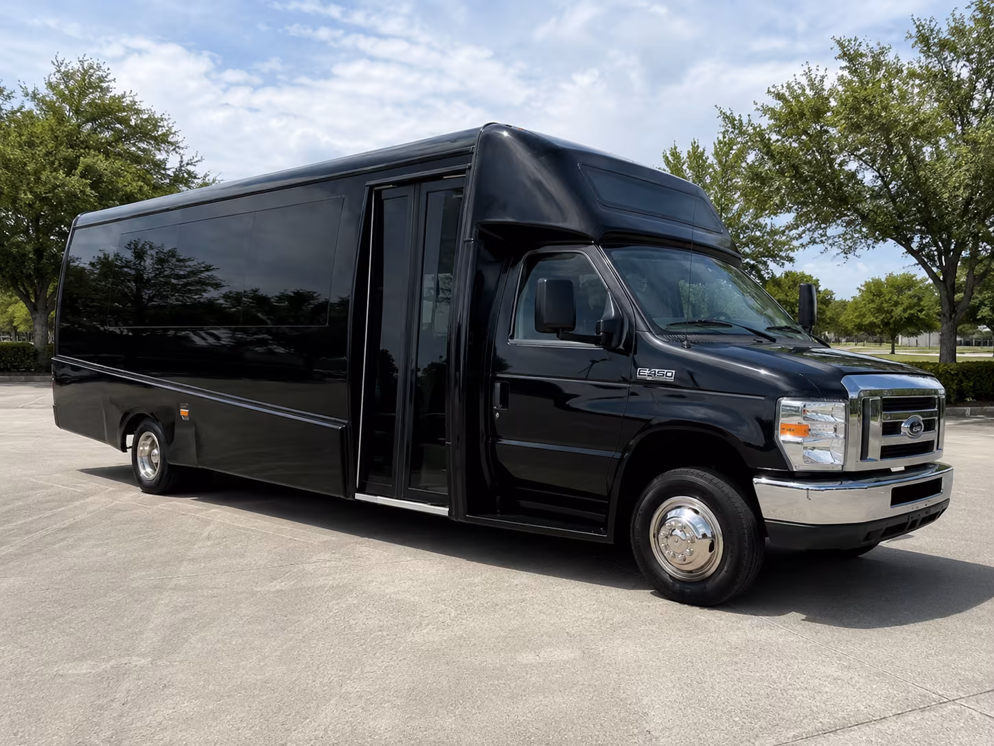 New Orleans Airport Shuttle & Transportation onboard seating