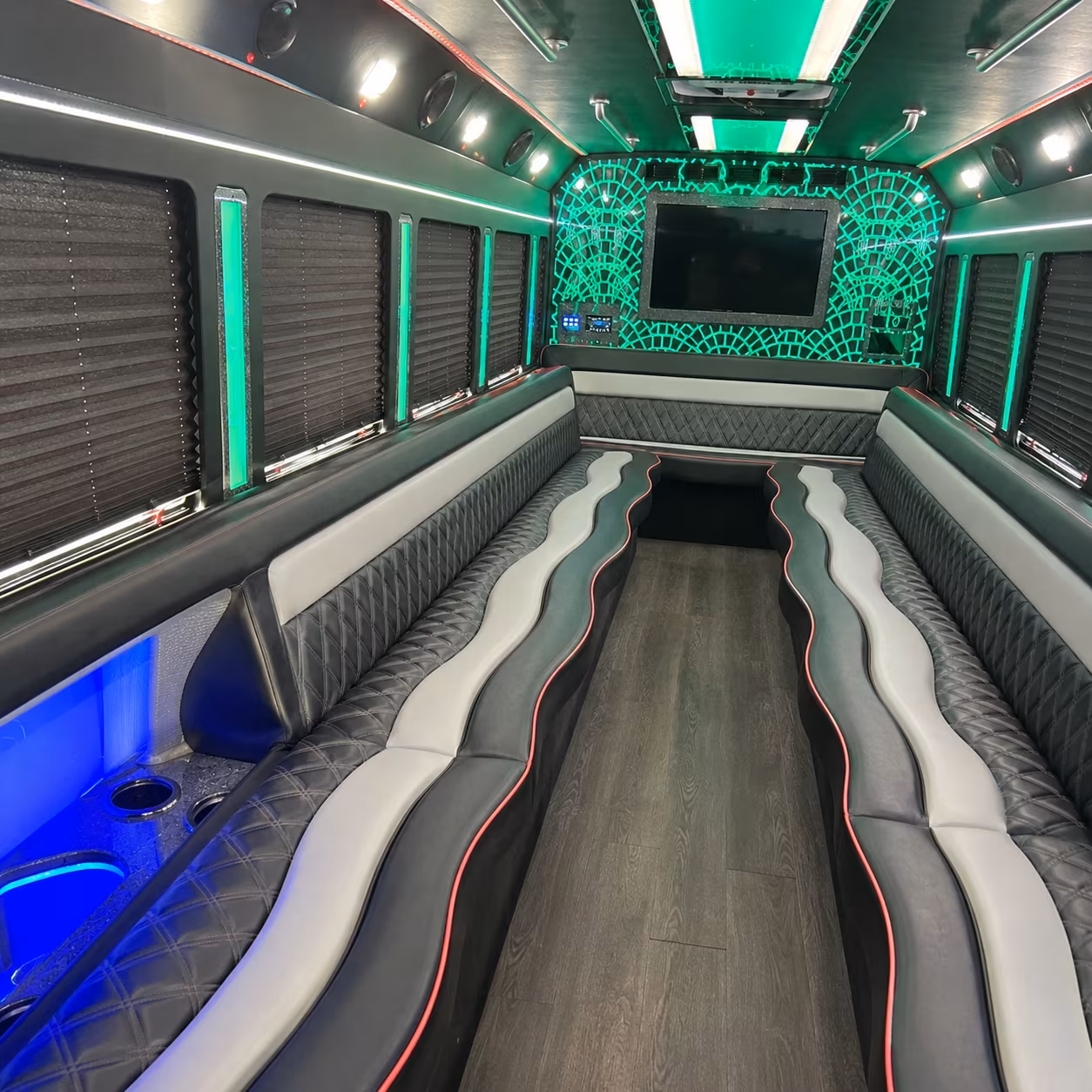 New Orleans Winery Tour & Pub Crawl Transportation party bus exterior