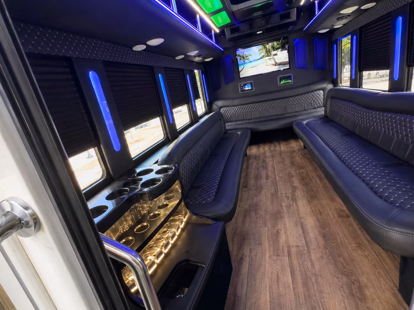 West Gulfport Winery Tour & Pub Crawl Transportation